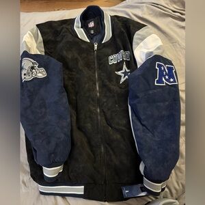 DALLAS COWBOYS JACKET
MENS SIZE XL